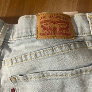 Levi’s Classic Straight Jeans Women’s Size 10 Light Wash Blue Denim